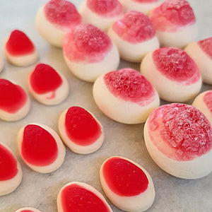 Freeze Dried Strawberry and Cream Lollies